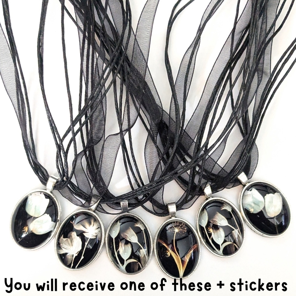❓Mystery❓Black and Silver Flower Necklace Blind Bag